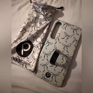 Loopy Case White with Black Bow Design